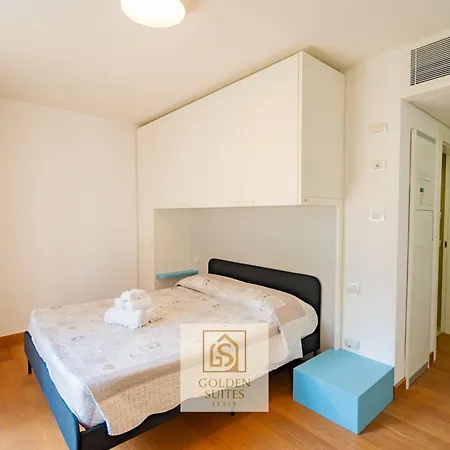 Goldensuitesitaly Muse Free Parking *